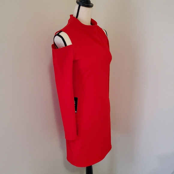 Express Ribbed Cold Shoulder Mock Neck Red Dress - Picture 3 of 10